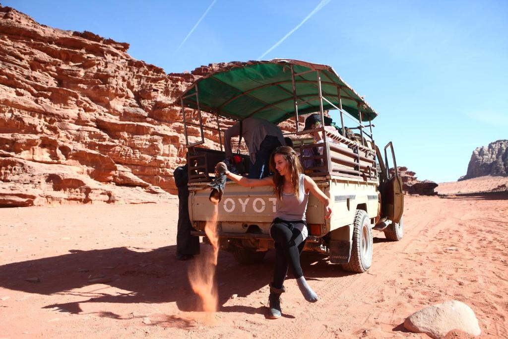 Bedouin Expedition Wadi Rum Esterno foto