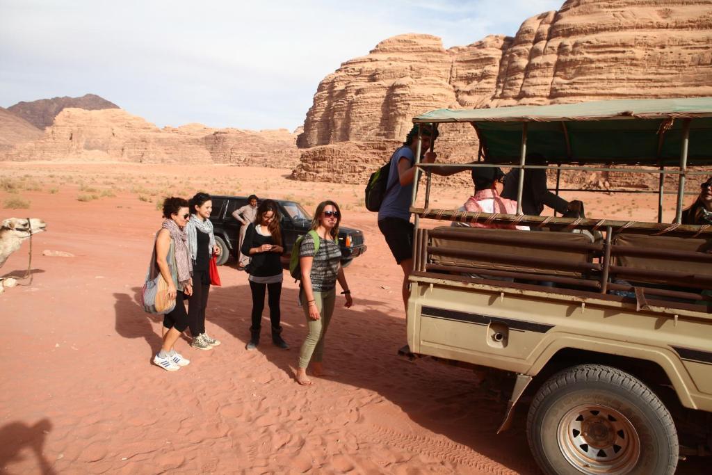 Bedouin Expedition Wadi Rum Esterno foto