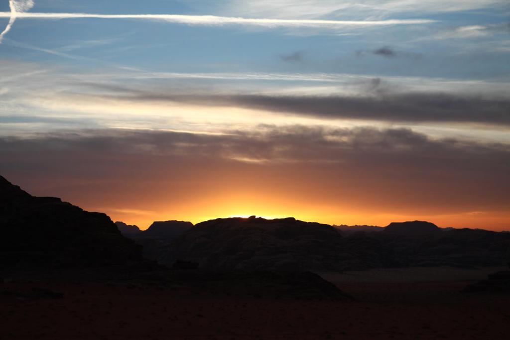 Bedouin Expedition Wadi Rum Esterno foto